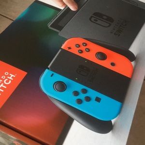 Nintendo Switch Brand New with 2 games GREAT PRICE